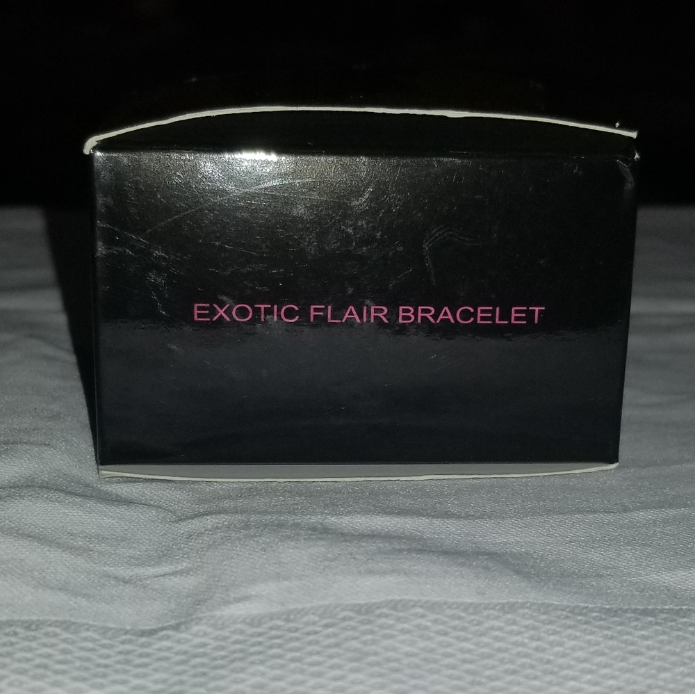 ⛱️ Bracelet - Picture 3 of 4